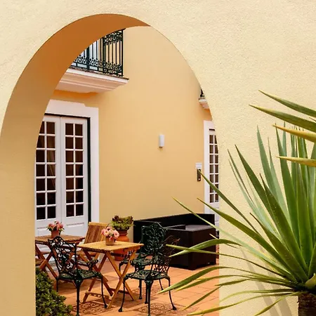 Apartahotel Quinta Da Nasce água 4*