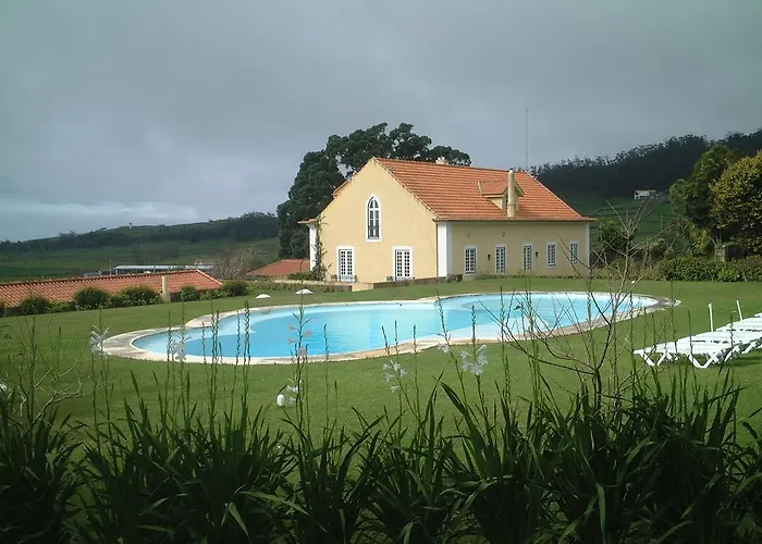 アパートホテル Quinta Da Nasce Agua 4*