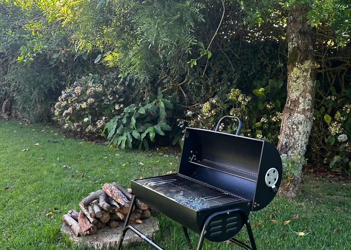 Quinta Da Nasce Agua 4* アングラ・ド・エロイーズモ