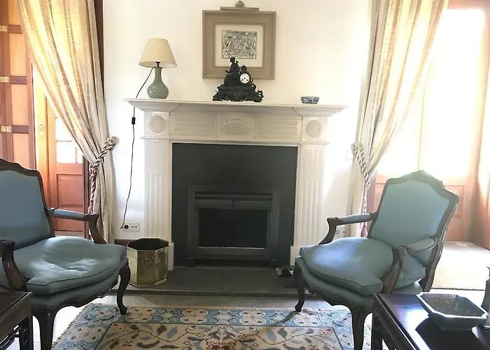 アパートホテル Quinta Da Nasce Agua アングラ・ド・エロイーズモ